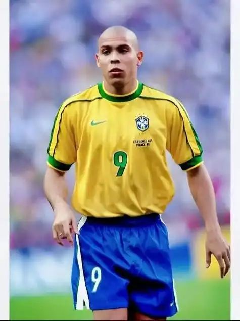 的恩怨情仇 的恩怨情仇