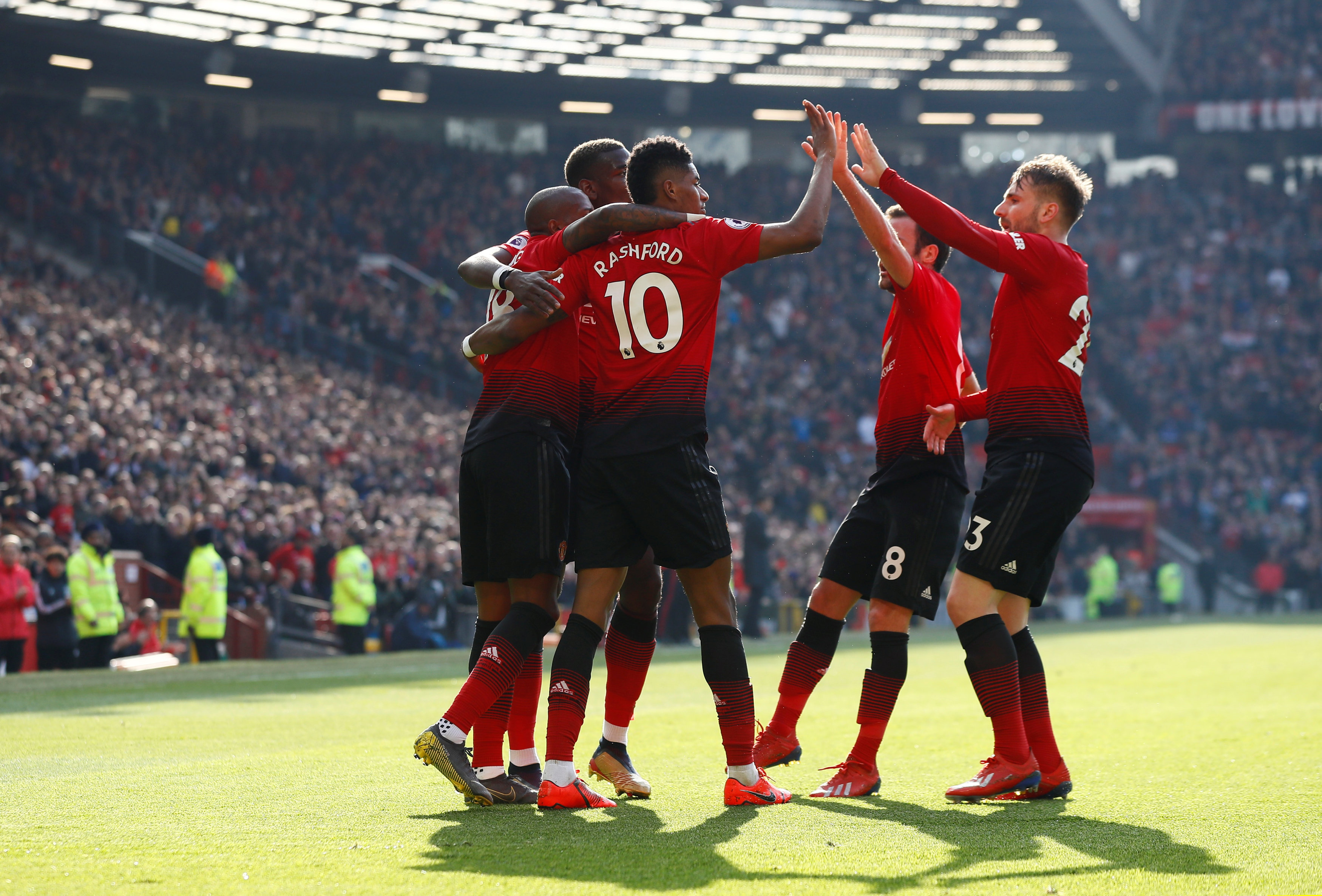 烈竞争中 烈竞争中